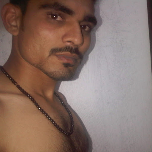 Raja Khan Photo 17