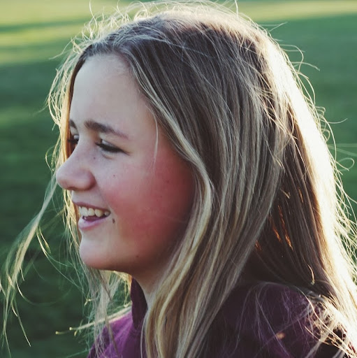 Sarah Danielson Photo 37