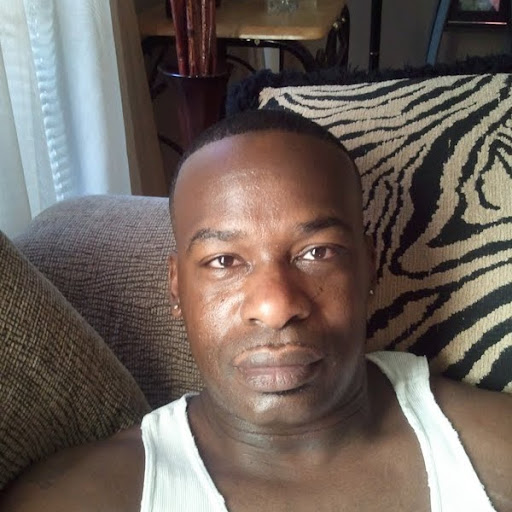 Derrick Ballard Photo 36
