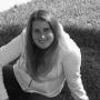 Julia Stevens Photo 15