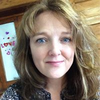 Rebecca Ellis Photo 42