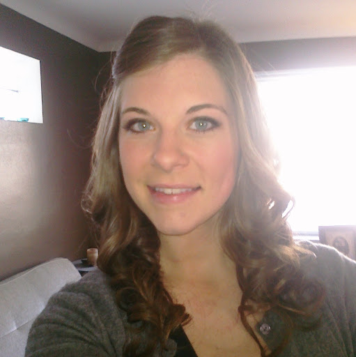 Kristin Harvey Photo 13