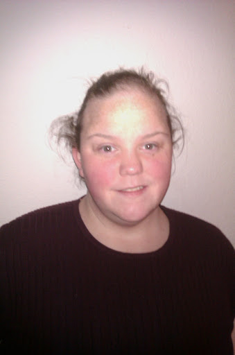 Elizabeth Skelton Photo 32