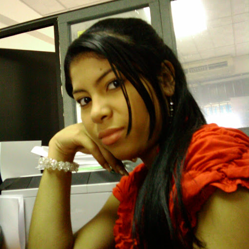 Jeanette Gomez Photo 29