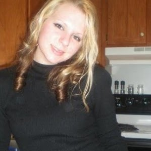 Rachel Dewitt Photo 7