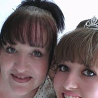 Helen Sharpe Photo 25