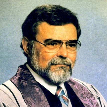 Robert Hawkins Photo 50