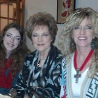 Jeannine Lowe Photo 7