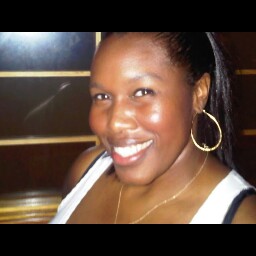 Shauna Hall Photo 28