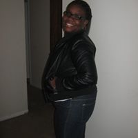 Erica Hodge Photo 39