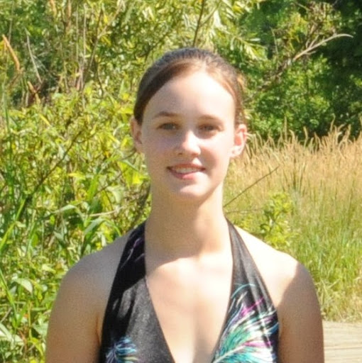 April Crowder Photo 29