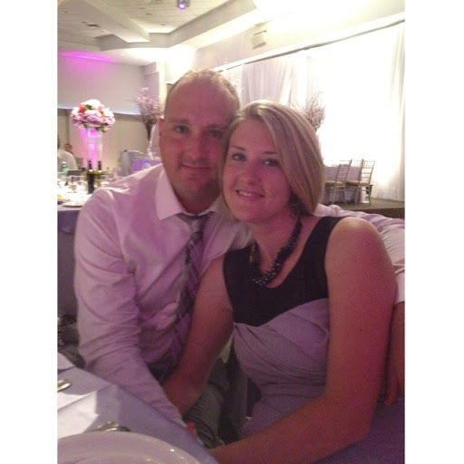 Aimee Dunn Photo 15