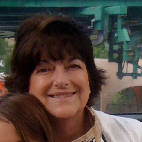 Sandra Mckenzie Photo 14