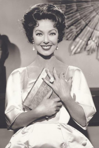 Loretta Young Photo 21