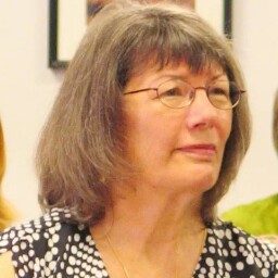 Sandy Richter Photo 36