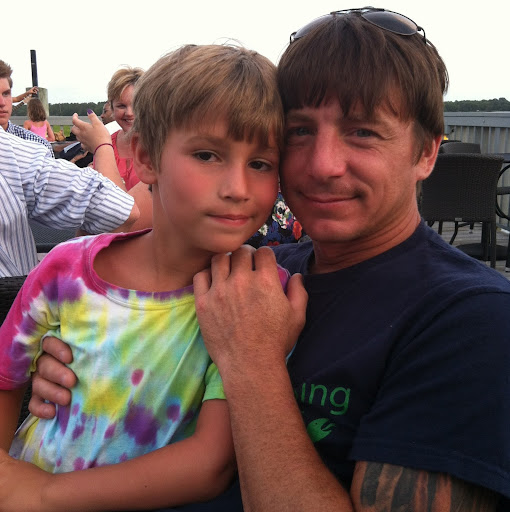 Adam Hendrickson Photo 14