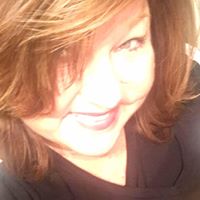 Kelly Clayton Photo 13