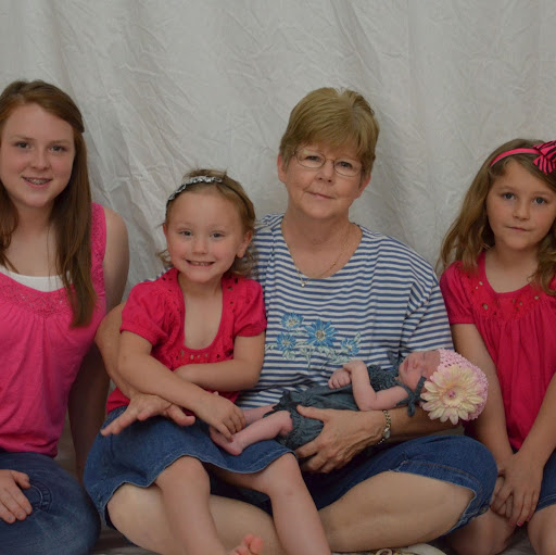 Debbie Maddox Photo 4