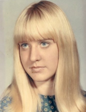 Carol Manning Photo 8