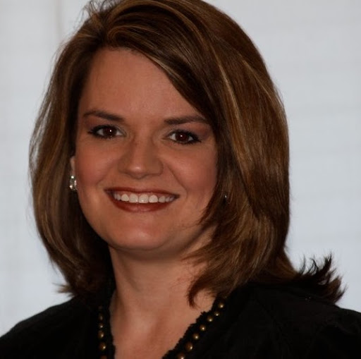 Christina Barnes Photo 6