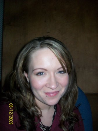 Laura Hendricks Photo 18