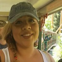 Cynthia Flores Photo 22