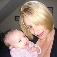 Suzanne Keys Photo 23