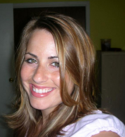Sarah Bennett Photo 17