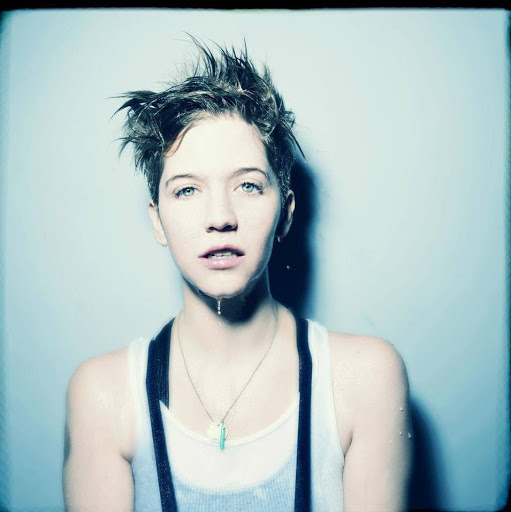Julia Weldon Photo 2