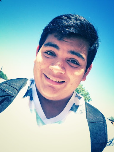 Michael Gonzalez Photo 59