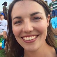 Elizabeth Welker Photo 4