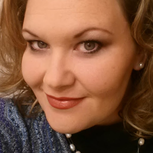 Angela Tidwell Photo 37
