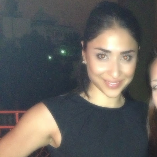 Sandra Guzman Photo 35