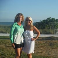 Kristy Bruce Photo 14
