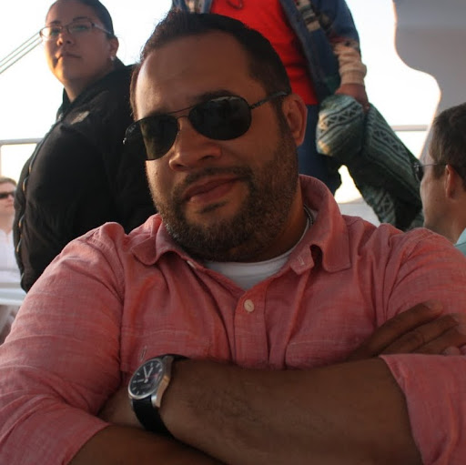 Chris Pena Photo 26
