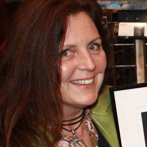 Sara Abbott Photo 15