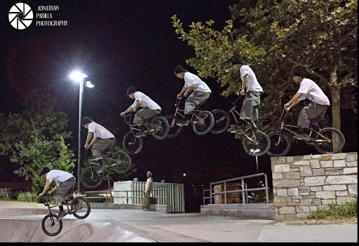 Aaron Glass Photo 21