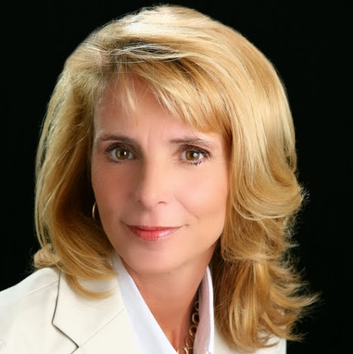 Pam Martin Photo 24