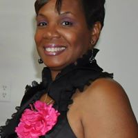 Linda Parks Photo 26