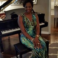 Veronica Jenkins Photo 24