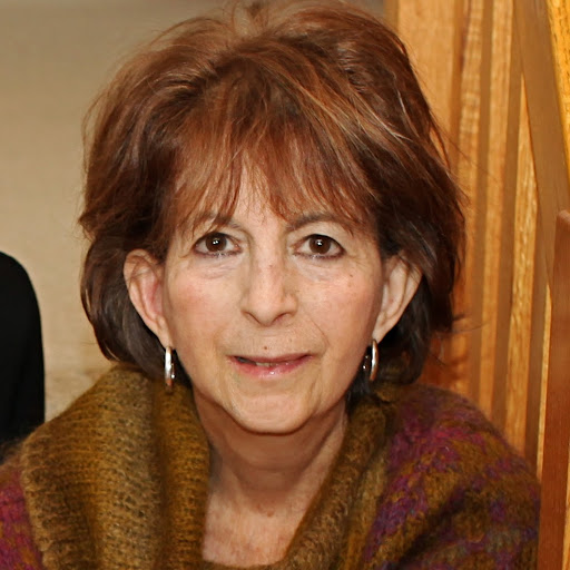 Anna Menendez Photo 20