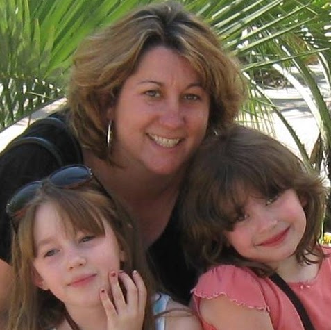 Katherine Saunders Photo 41