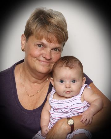 Janie Fox Photo 6