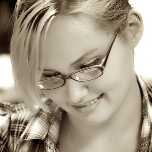 Delana Jones Photo 19