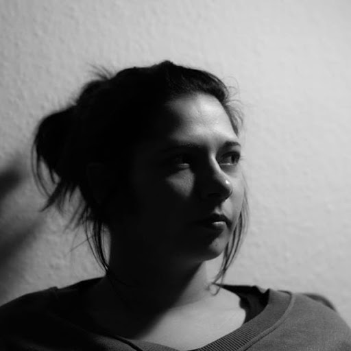 Amy Moseley Photo 11