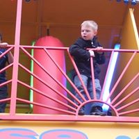 Mark Bradshaw Photo 31