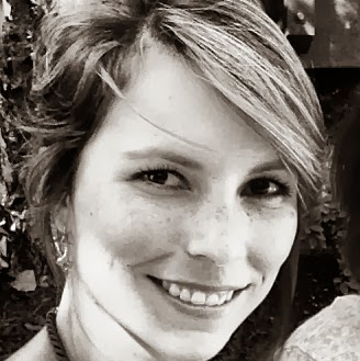 Sara Sumner Photo 9