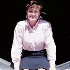 Amy Oliver Photo 44