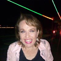 Paula West Photo 9