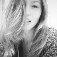 Julia Fuller Photo 26